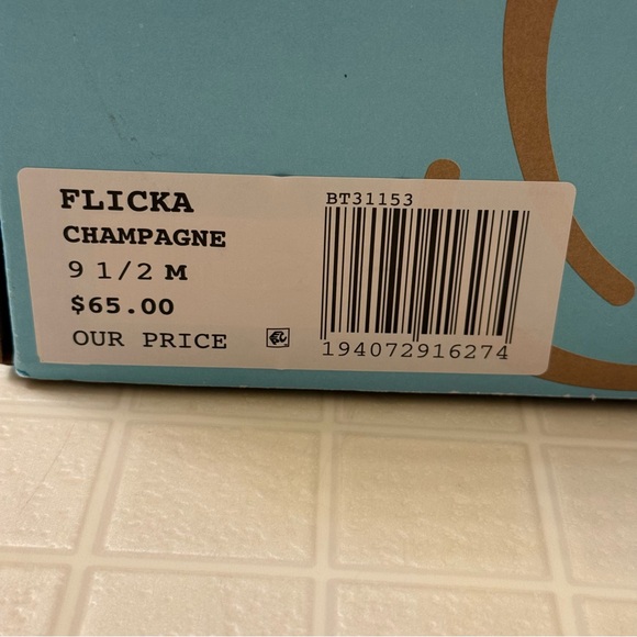 BareTraps Women's Flicka Champagne Size 9.5 - Picture 6 of 6